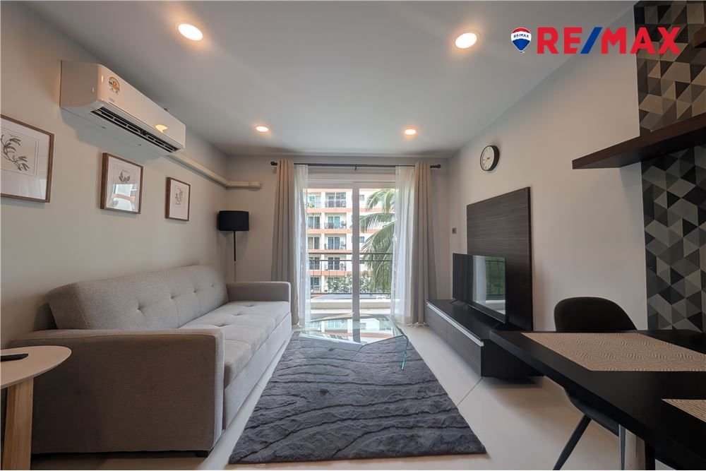Eladó felújított, 39 m²-es egy hálószobás lakás a Park Lane Jomtien Resortban, külföldi névre – 1. kép
